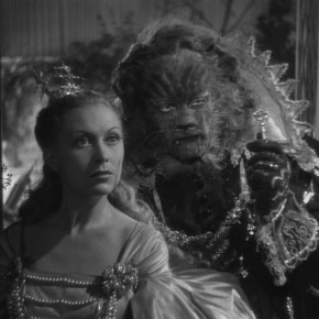 Eyes Under a&nbsp;Spell